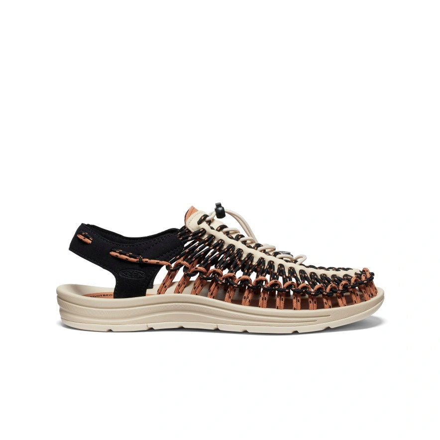 UNEEK x END: Zapatillas que desafían géneros, un estilo global. ¡Edición limitada!