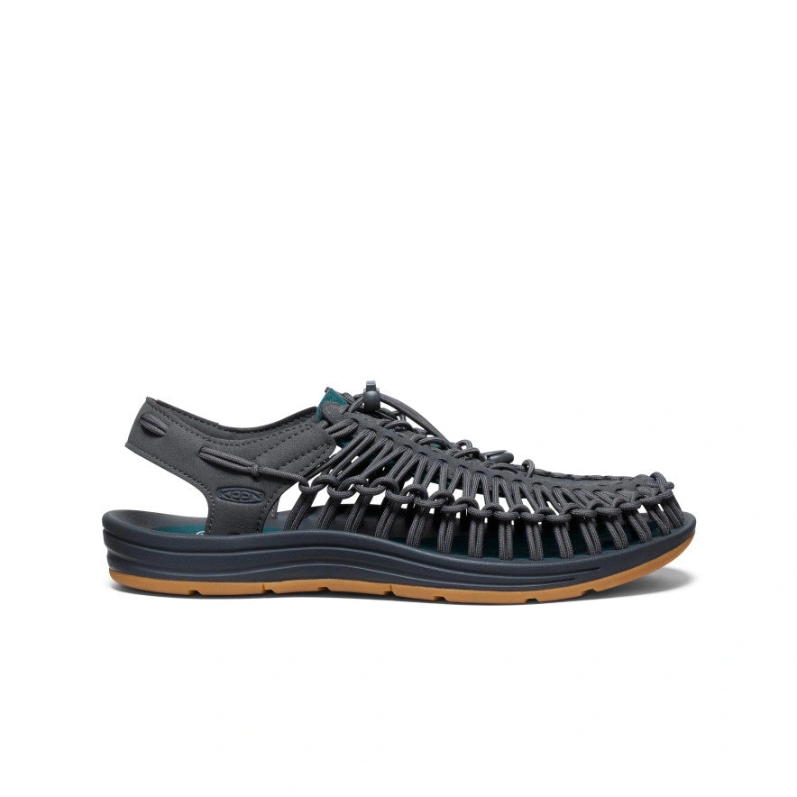 Zapatos ÚNEEK x Only NY: Diseño Unisex, Estilo Vanguardista para Todos.